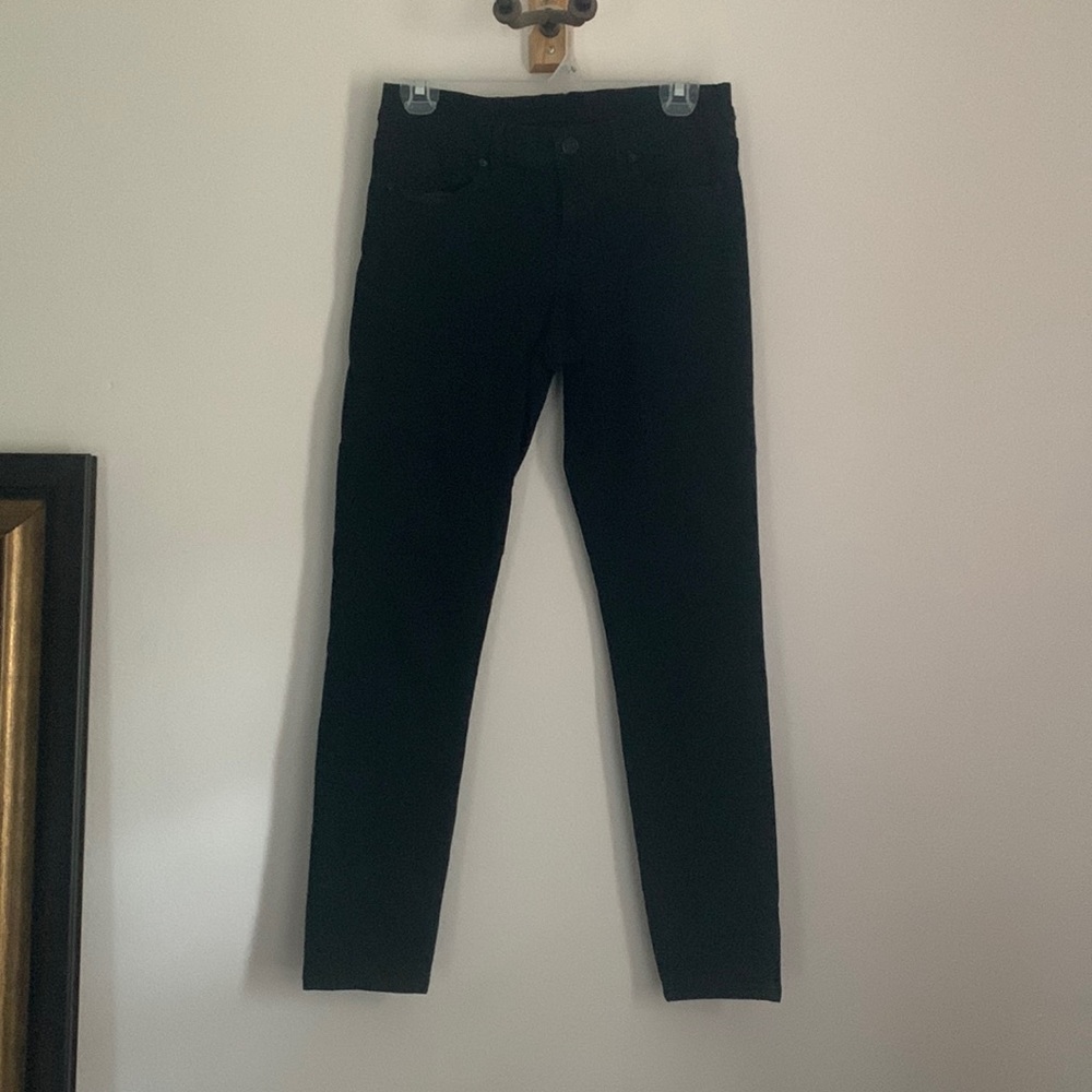 BDG black twig midrise size 28